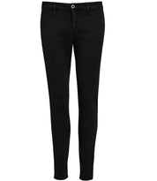01425 Black Front
