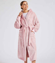 BH104 Blush pink Model